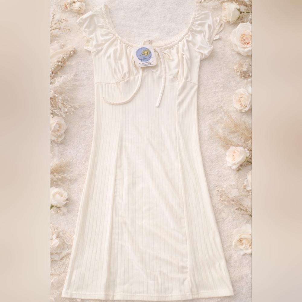 Honey Bee Boutique White Ribbed Bodycon Midi Dress | Small | Stretchy Cottagecor